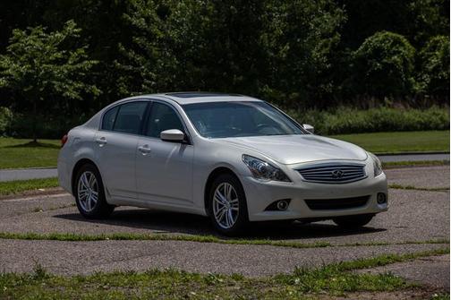 2013 INFINITI G37x Base