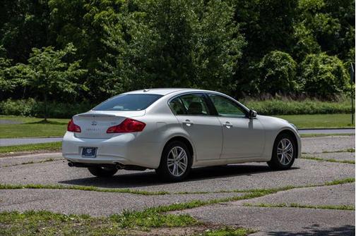 2013 INFINITI G37x Base