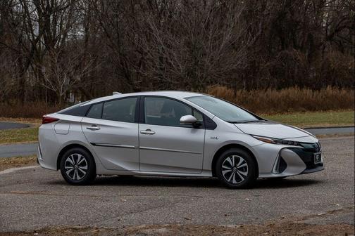 2018 Toyota Prius Prime Plus