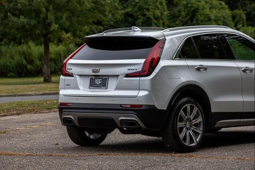 2019 Cadillac XT4 Premium Luxury