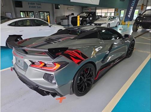 Hypersonic Gray Metallic 2023 Chevrolet Corvette Stingray w/3LT