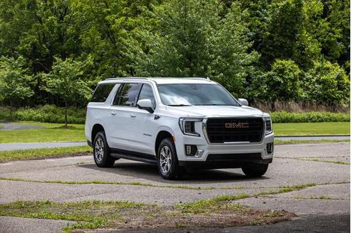 2022 GMC Yukon XL SLE