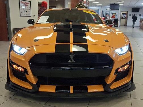 2022 Ford Shelby GT500 Base