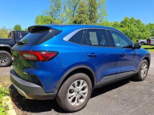 Atlas Blue Metallic 2023 Ford Escape Active