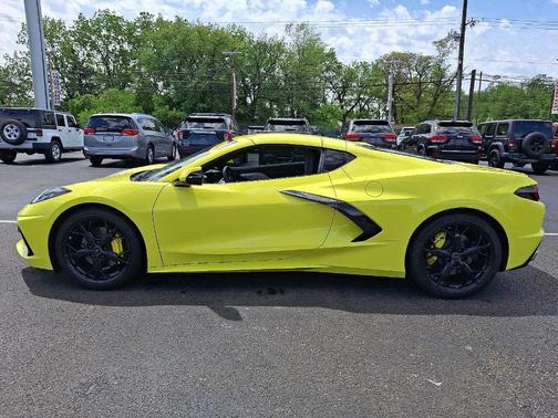 2022 Chevrolet Corvette Stingray w/2LT