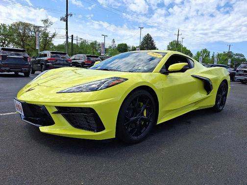 2022 Chevrolet Corvette Stingray w/2LT