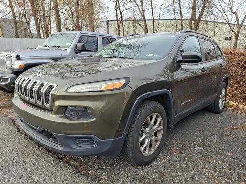 2016 Jeep Cherokee Sport