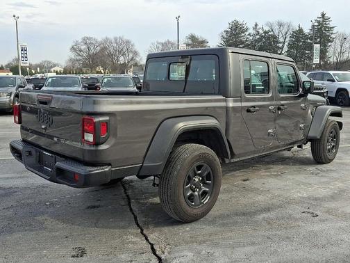 2024 Jeep Gladiator Sport