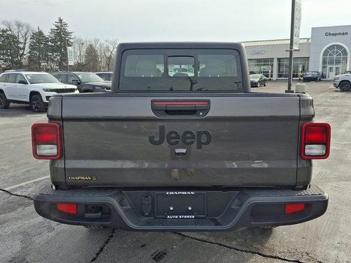 2024 Jeep Gladiator Sport