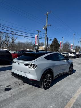 2021 Ford Mustang Mach-E Premium