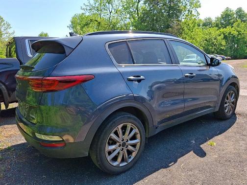 Pacific Blue 2021 Kia Sportage S