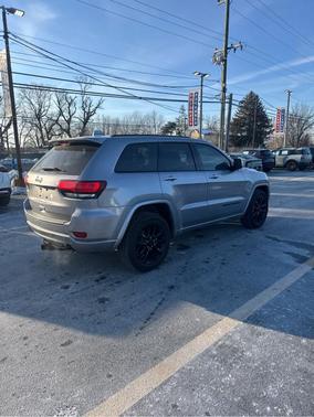 2019 Jeep Grand Cherokee Altitude