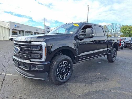 2025 Ford F-250 Platinum