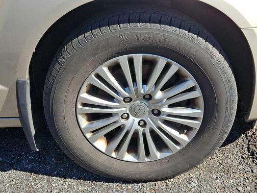 2015 Chrysler Town & Country Touring-L