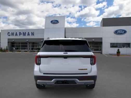 Space White Metallic 2026 Ford Explorer Tremor