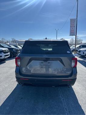 2023 Ford Explorer ST-Line