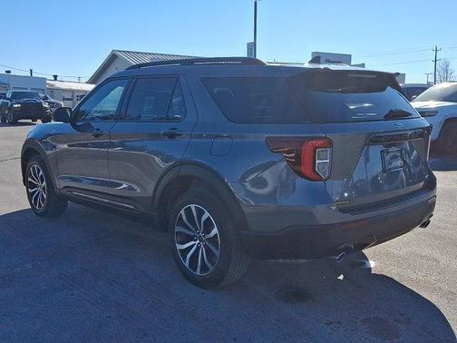 2023 Ford Explorer ST-Line