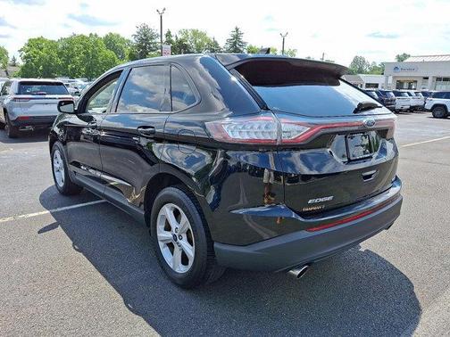2018 Ford Edge SE