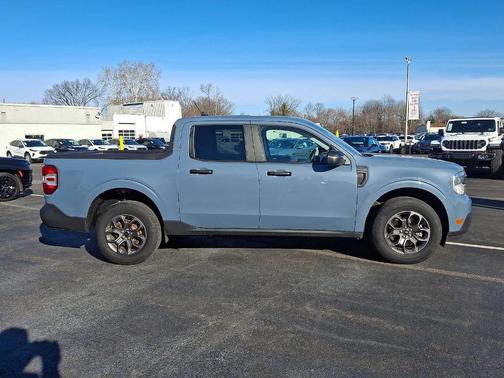 2024 Ford Maverick XLT