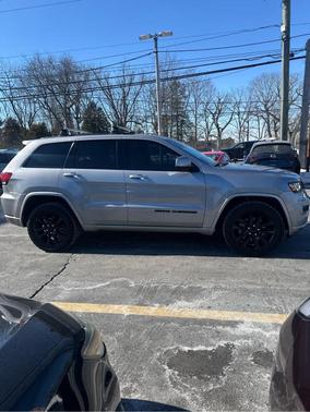 2018 Jeep Grand Cherokee Altitude