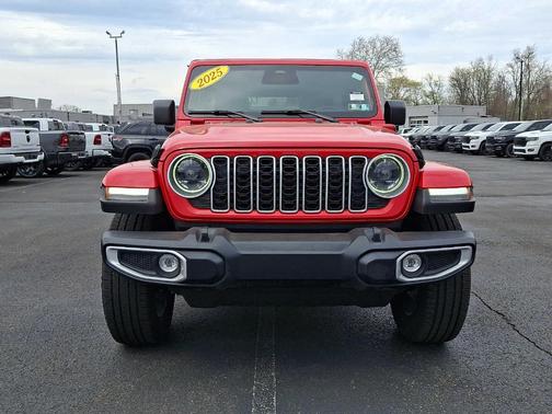 2025 Jeep Wrangler 4xe Sahara