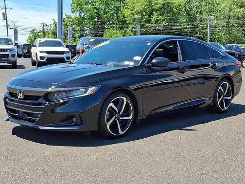 Crystal Black Pearl 2022 Honda Accord Sport 2.0T