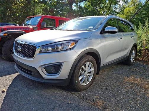 2016 Kia Sorento LX