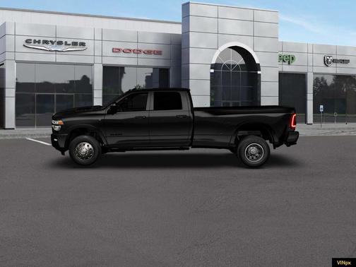 Diamond Black 2026 RAM 3500 Limited
