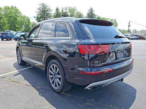 2019 Audi Q7 55 Premium Plus