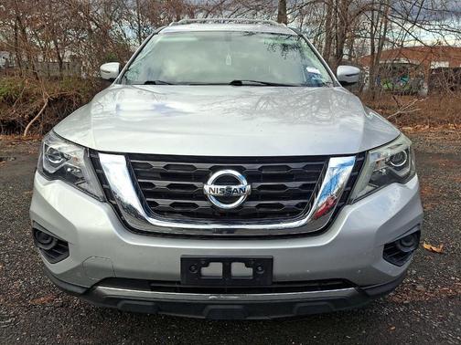 2017 Nissan Pathfinder S