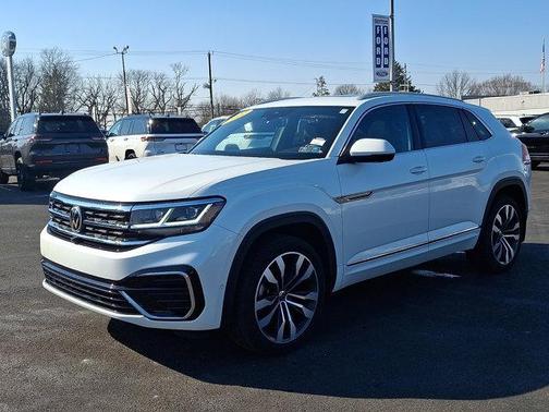 2022 Volkswagen Atlas Cross Sport 3.6L V6 SEL Premium R-Line