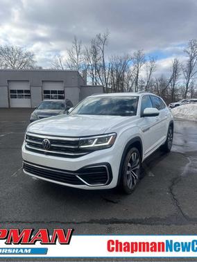 2022 Volkswagen Atlas Cross Sport 3.6L V6 SEL Premium R-Line
