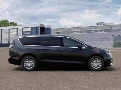 Diamond Black 2026 Chrysler Pacifica Select