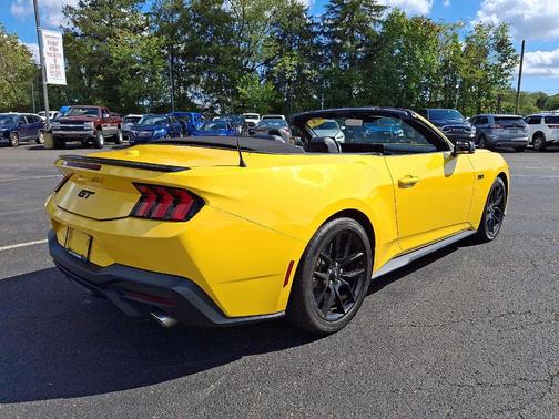 2024 Ford Mustang GT Premium