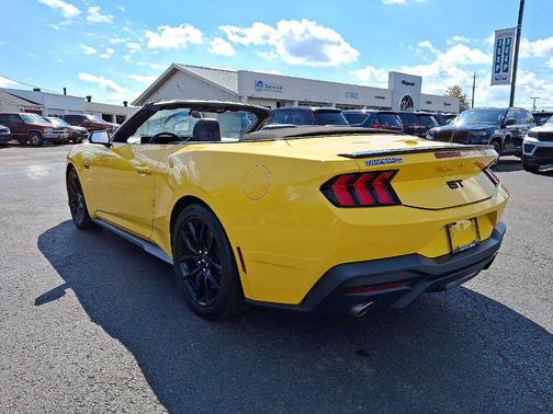 2024 Ford Mustang GT Premium