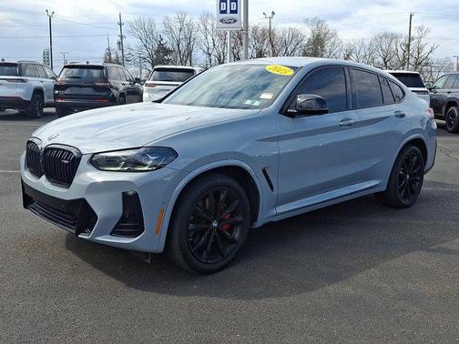 2025 BMW X4 M40i