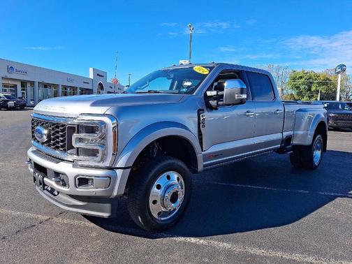 2024 Ford F-450 LIMITED 8