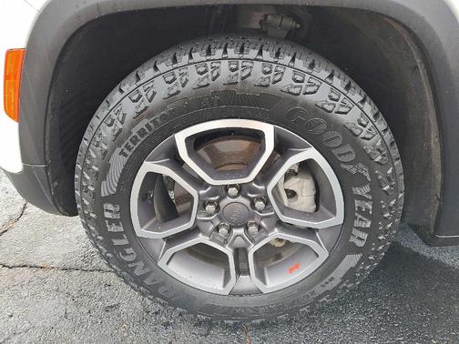 2022 Jeep Grand Cherokee Trailhawk