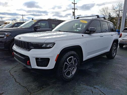2022 Jeep Grand Cherokee Trailhawk