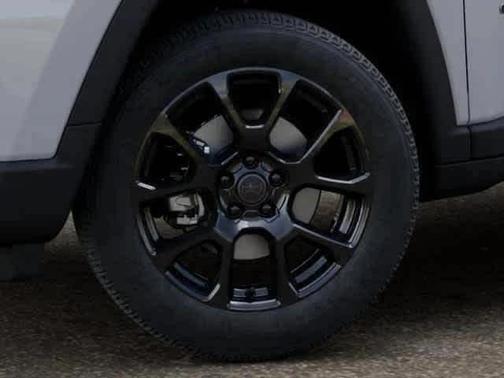 Bright White Clearcoat 2026 Jeep Compass Latitude