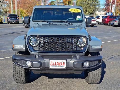 2025 Jeep Gladiator Sport