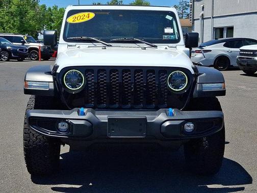 Bright White Clearcoat 2024 Jeep Wrangler 4xe Sport