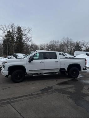 2024 Chevrolet Silverado 3500 High Country