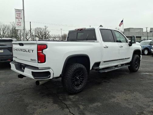 2024 Chevrolet Silverado 3500 High Country