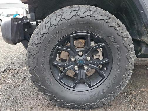 Black Clearcoat 2024 Jeep Wrangler 4xe Sport