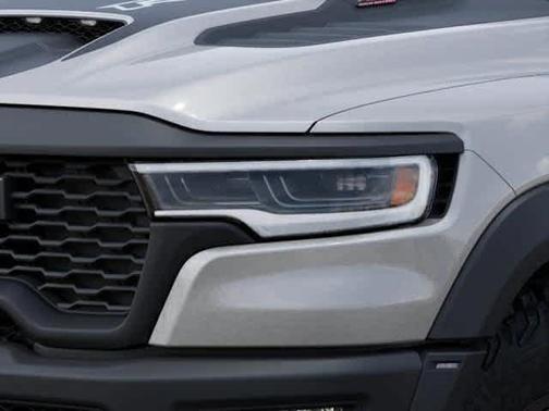 Silver Zynith 2026 RAM 1500 RHO