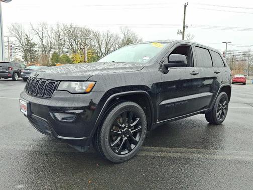 2018 Jeep Grand Cherokee Altitude
