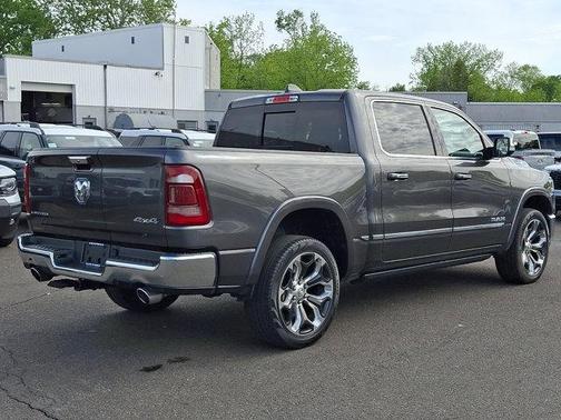 Granite Crystal Clearcoat Metallic 2022 RAM 1500 Limited