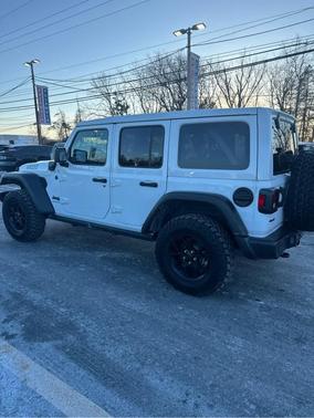 2025 Jeep Wrangler 4xe Sport