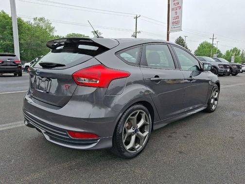 2016 Ford Focus ST Base